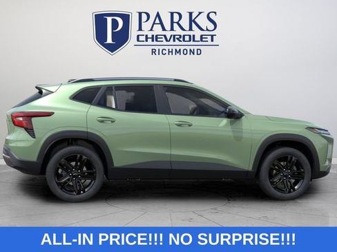 New 2026 Chevrolet Trax ACTIV w/ Sunroof Package FWD image 7