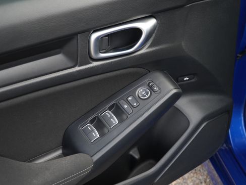 Used 2024 Honda Civic Sport image 13