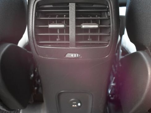 Used 2022 Ford Escape SE w/ SE Sport Appearance Package AWD/4WD image 33