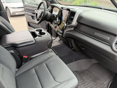 Used 2025 RAM 1500 Big Horn AWD/4WD image 60