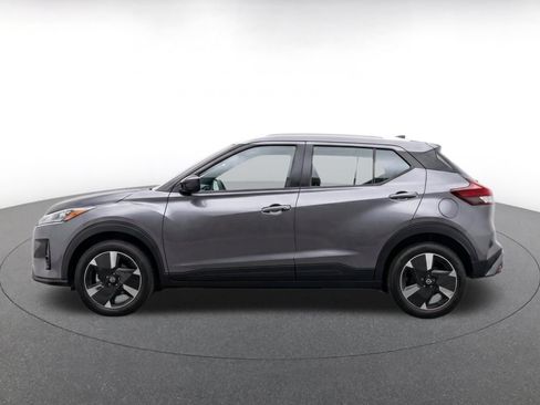 Used 2026 Nissan Kicks SR AWD/4WD image 4