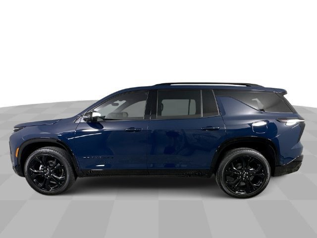 New 2027 Chevrolet Traverse RS w/ LPO, Floor Liner Package FWD image 6