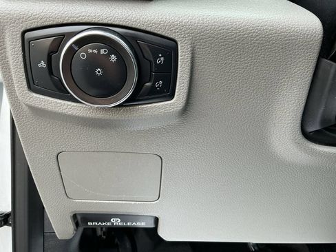 Used 2020 Ford F250 XL w/ Power Equipment Group RWD image 25