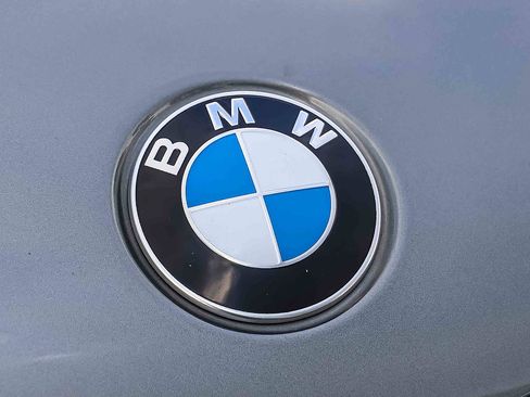 Used 2024 BMW X5 xDrive40i w/ M Sport Package AWD/4WD image 30