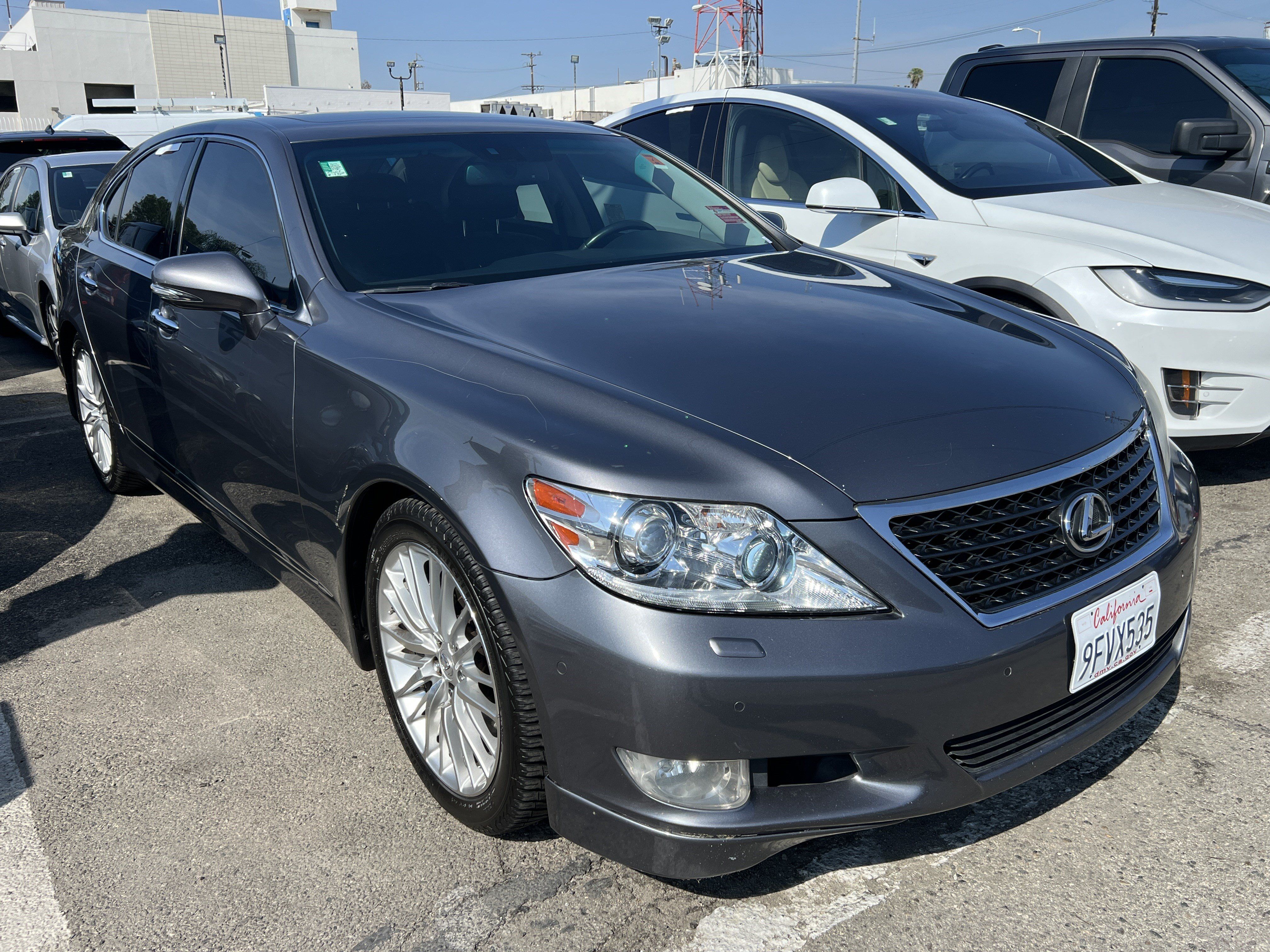 Used 2012 Lexus LS 460 w/ Sport Pkg RWD image 6