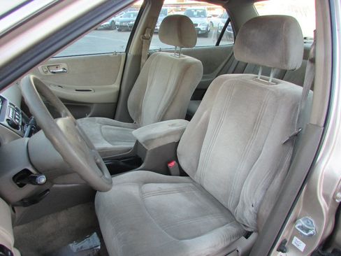 Used 2000 Honda Accord LX image 10