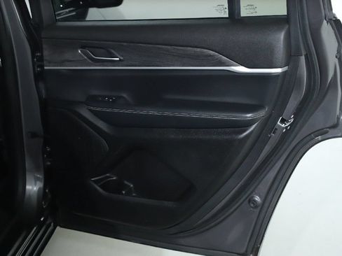 Used 2023 Jeep Grand Cherokee L Limited AWD/4WD image 31