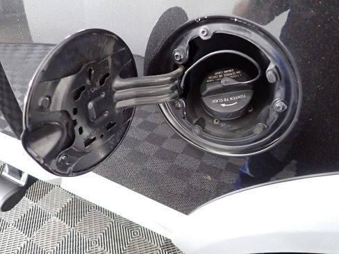 Used 2018 RAM 2500 Big Horn w/ Harvest Edition image 44