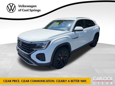 Used 2024 Volkswagen Atlas Cross Sport SE FWD image 1