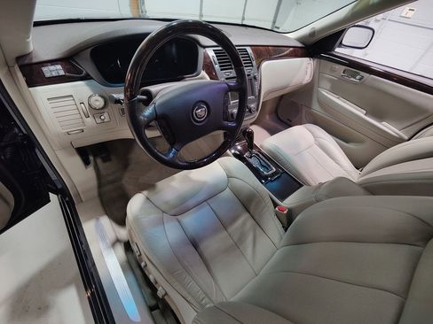 Used 2007 Cadillac DTS Performance FWD image 33