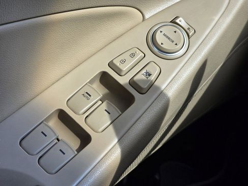 Used 2011 Hyundai Sonata GLS w/ Popular Equipment Pkg 2 image 30