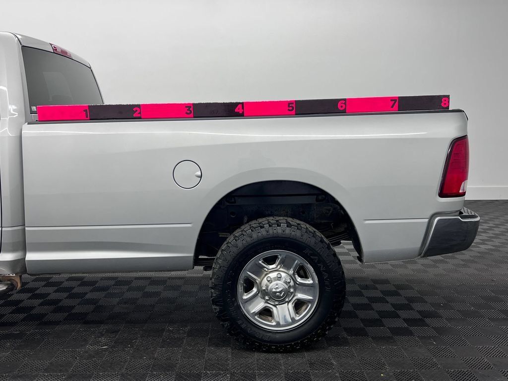Used 2018 RAM 3500 Tradesman w/ Chrome Appearance Group AWD/4WD image 18
