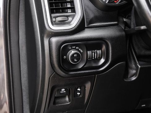 Used 2022 RAM 1500 Laramie RWD image 28