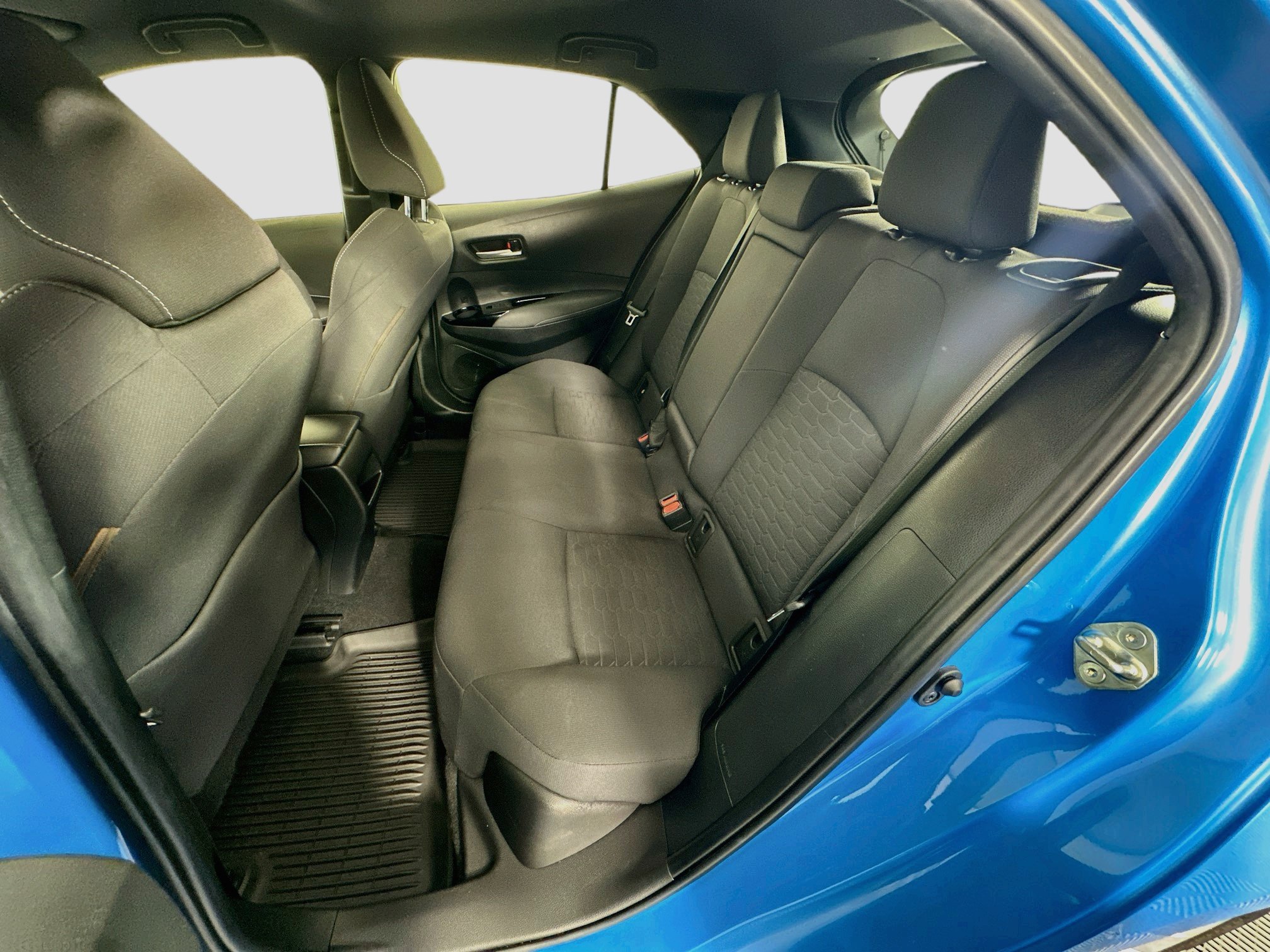Used 2022 Toyota Corolla SE FWD image 27