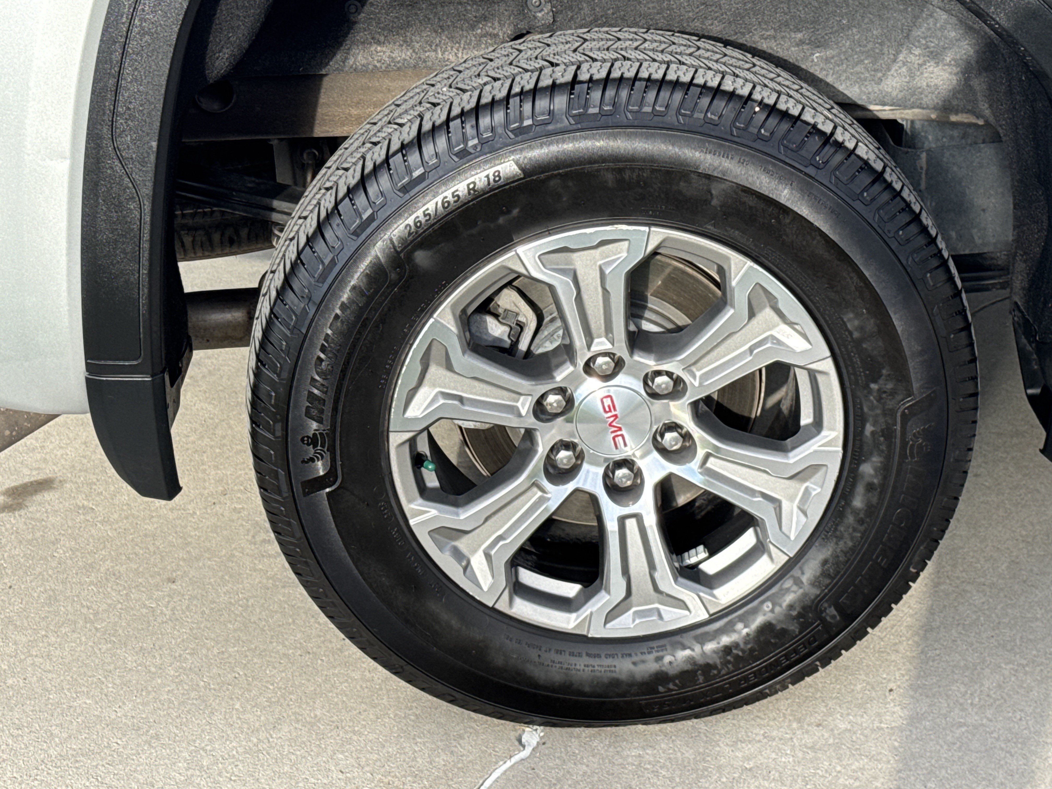 Used 2022 GMC Sierra 1500 SLT AWD/4WD image 13