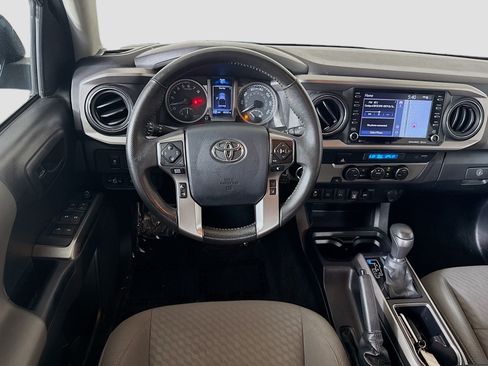 Used 2023 Toyota Tacoma SR5 RWD image 17