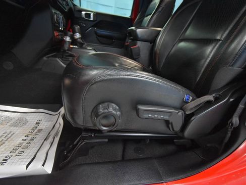 Used 2021 Jeep Wrangler Unlimited Rubicon w/ LED Lighting Group image 5