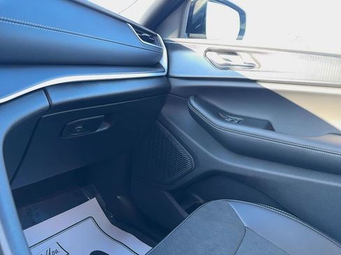 New 2025 Jeep Grand Cherokee L Altitude image 18