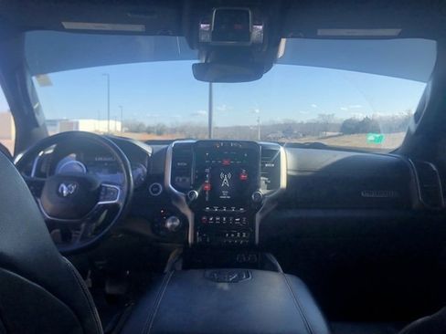 Used 2019 RAM 1500 Laramie image 24