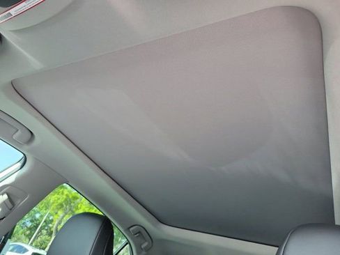 Used 2020 Toyota Camry XLE image 26