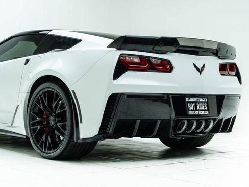 Used 2017 Chevrolet Corvette Grand Sport image 19