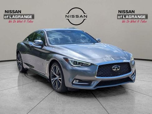 Used 2019 INFINITI Q60 3.0t Luxe w/ Essential Package AWD/4WD image 6