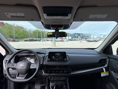 New 2026 Nissan Rogue SV AWD/4WD image 28