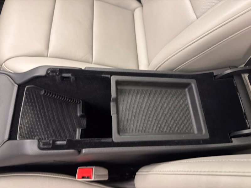Used 2023 Cadillac XT4 Premium Luxury AWD/4WD image 38