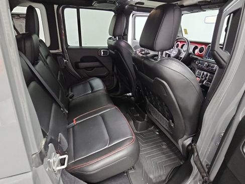 Used 2021 Jeep Wrangler Unlimited Rubicon AWD/4WD image 38