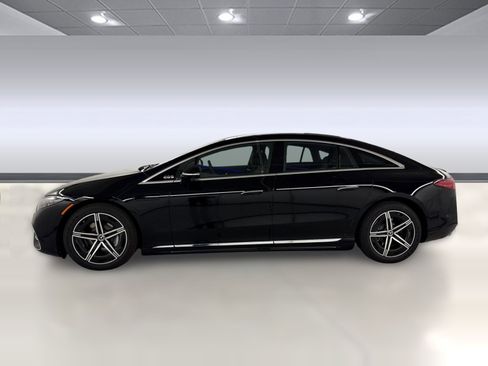 New 2026 Mercedes-Benz EQS 580 4MATIC Sedan image 2