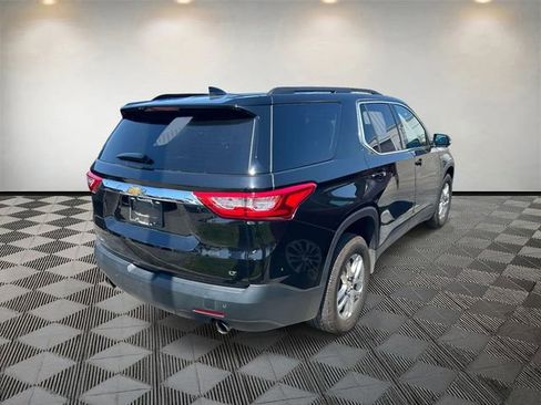 Used 2021 Chevrolet Traverse LT image 5