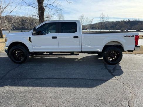 Used 2019 Ford F350 XL w/ Power Equipment Group image 4