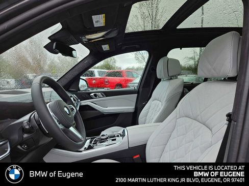 New 2026 BMW X5 xDrive40i w/ Executive Package image 25