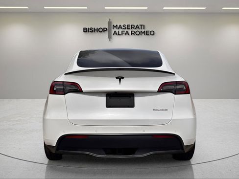 Used 2022 Tesla Model Y Performance AWD/4WD image 4