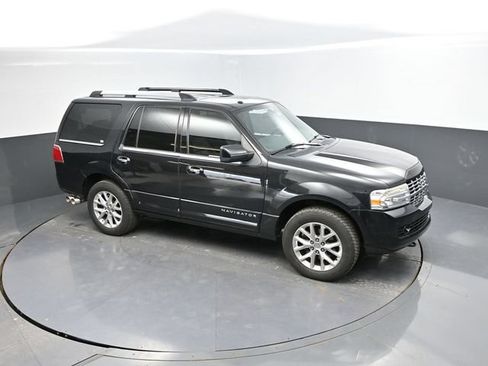 Used 2013 Lincoln Navigator 4WD w/ HD Trailer Tow Pkg image 36