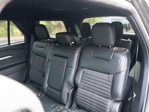 Used 2025 Ford Explorer ST-Line RWD image 22
