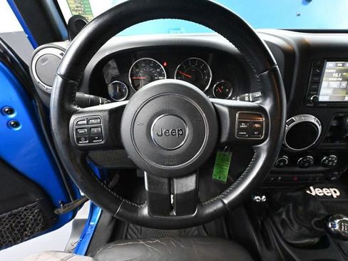 Used 2014 Jeep Wrangler Unlimited Sahara w/ Katzin Premium Leather Group image 22