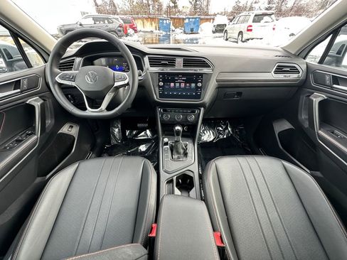 Used 2024 Volkswagen Tiguan Wolfsburg Edition image 22