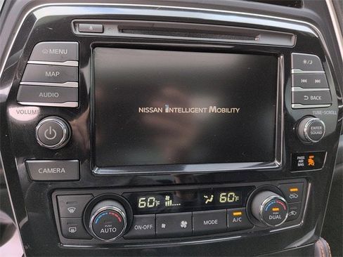 Used 2023 Nissan Maxima SR w/ Sport Mat Group image 22