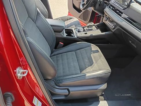 Used 2022 Mitsubishi Outlander SE FWD image 20