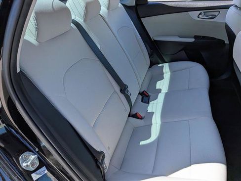 Used 2022 Kia Forte LXS FWD image 18