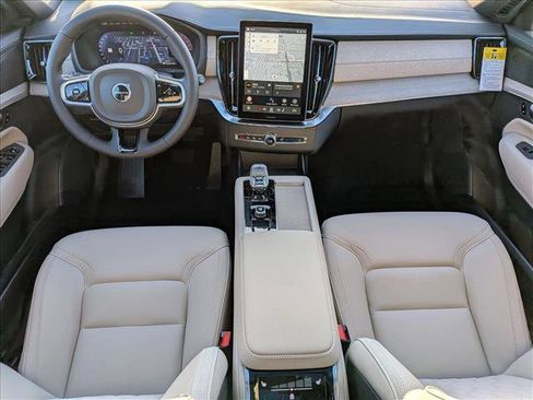 New 2026 Volvo XC90 B6 Plus w/ Protection Package Premier image 16