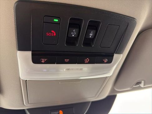 Used 2025 Nissan Pathfinder SL w/ SL Premium Package AWD/4WD image 34
