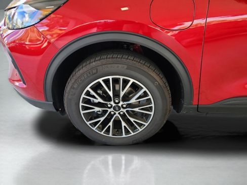 New 2025 Ford Escape PHEV w/ PHEV Premium Package image 25