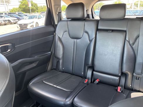 Used 2024 Kia Sorento S FWD image 42