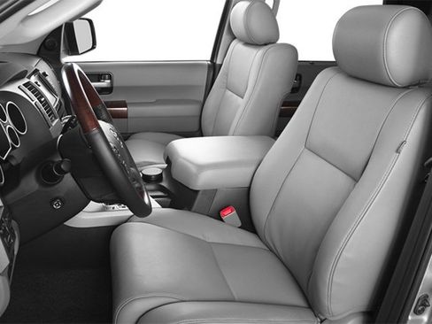 Used 2014 Toyota Sequoia Platinum image 9