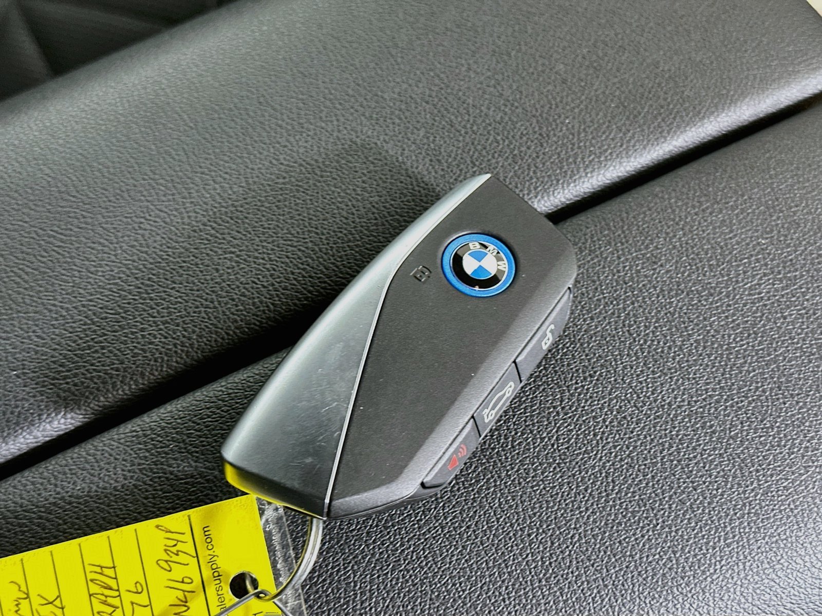 Used 2024 BMW iX xDrive50 w/ Sport Package AWD/4WD image 45