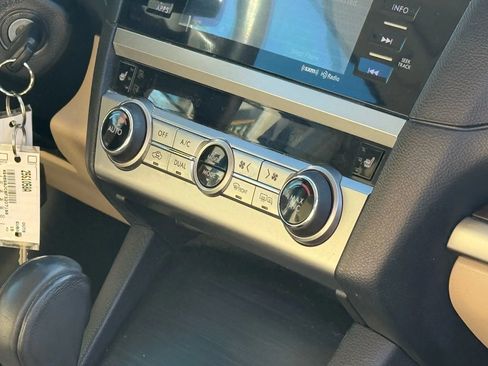 Used 2015 Subaru Outback 2.5i Limited w/ Popular Package #4 image 19