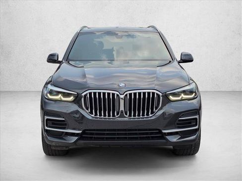 Used 2023 BMW X5 xDrive40i w/ Premium Package AWD/4WD image 2