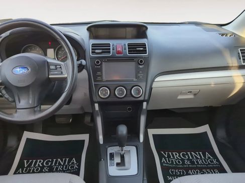 Used 2016 Subaru Forester 2.5i w/ Alloy Wheel Package image 12